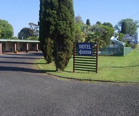 Motel Holliday Kingaroy Dış mekan fotoğraf