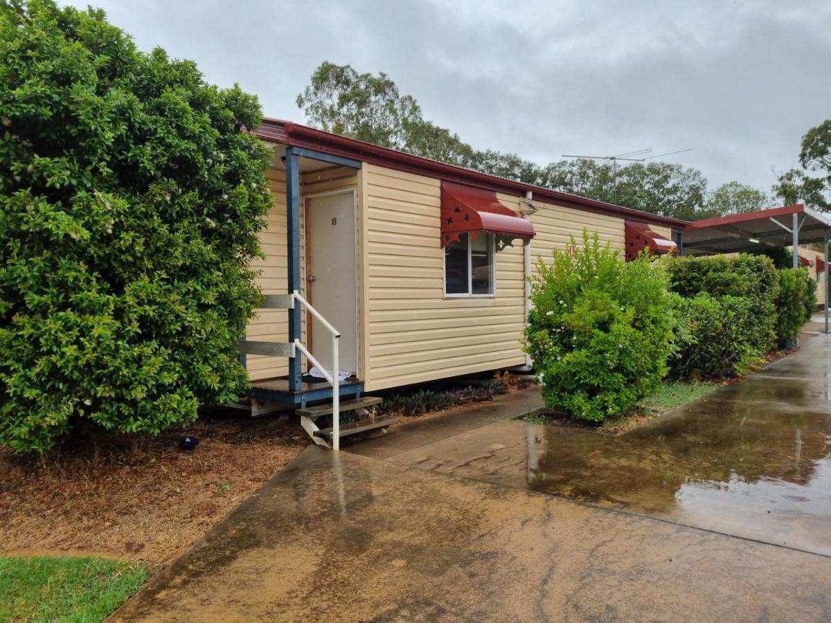 Motel Holliday Kingaroy Dış mekan fotoğraf