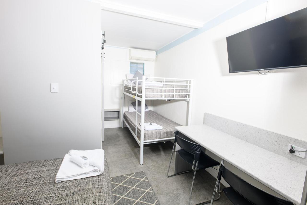Motel Holliday Kingaroy Dış mekan fotoğraf
