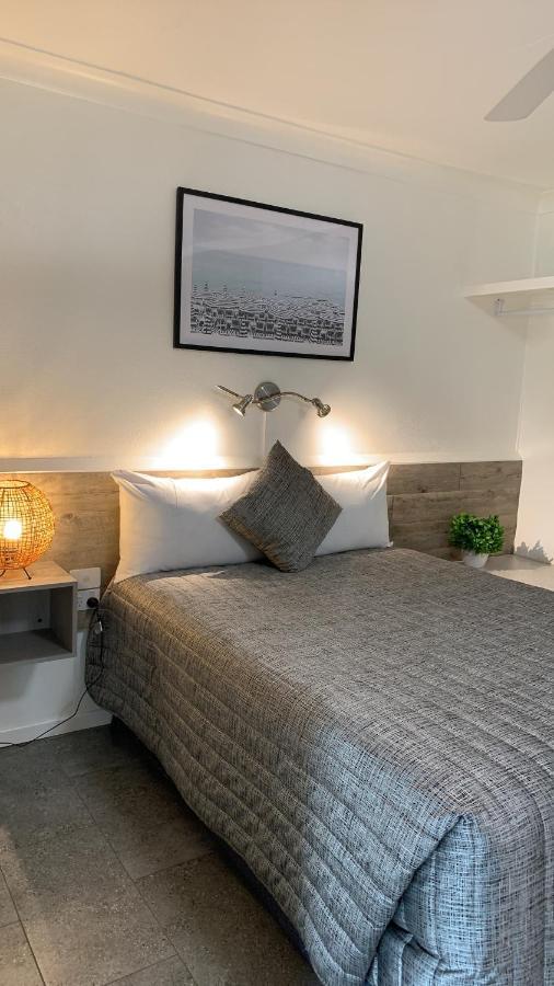 Motel Holliday Kingaroy Dış mekan fotoğraf