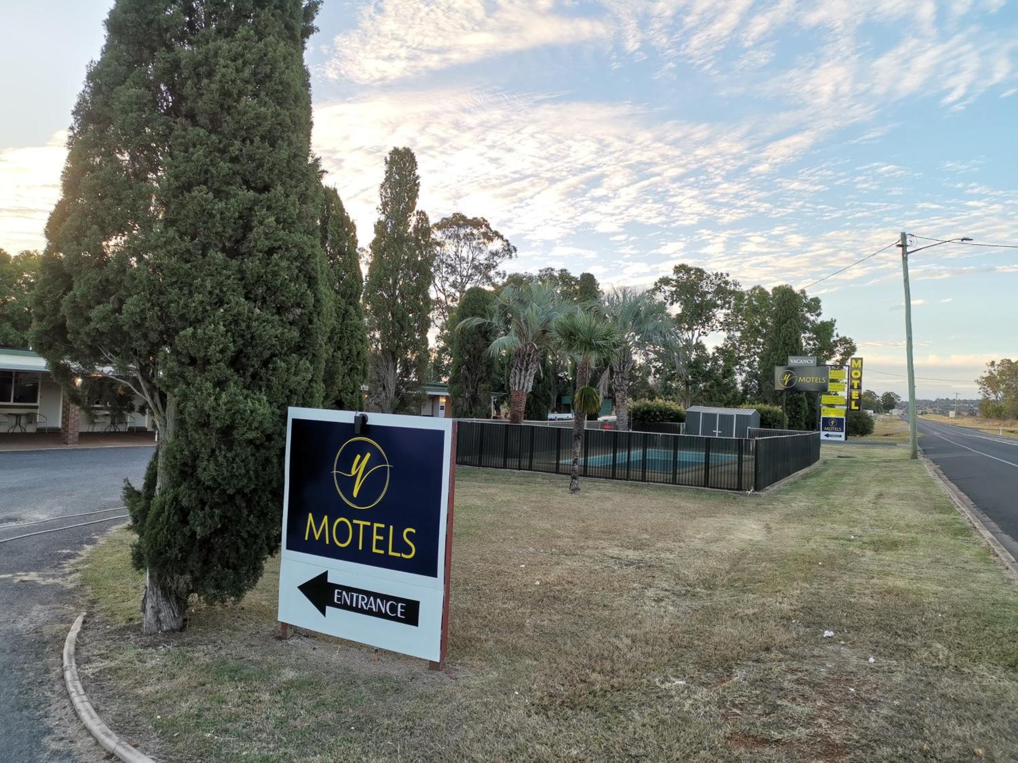 Motel Holliday Kingaroy Dış mekan fotoğraf